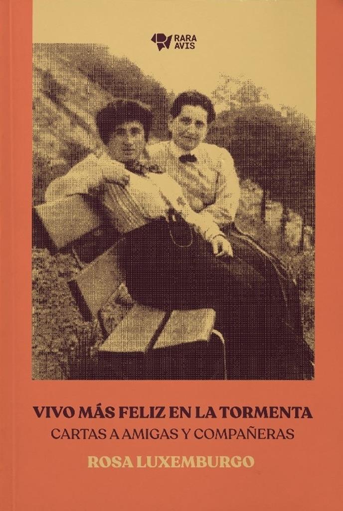 VIVO MAS FELIZ EN AL TORMENTA